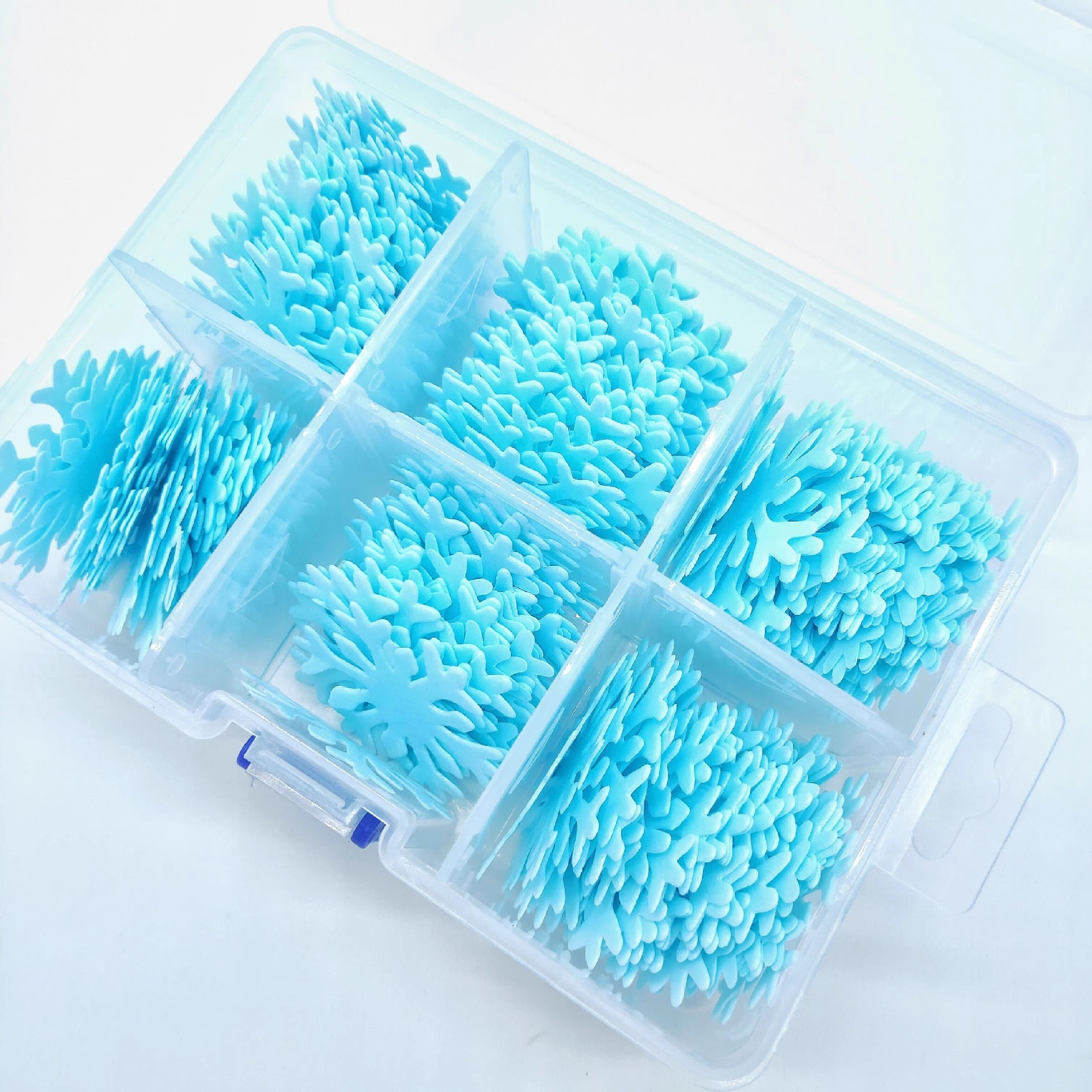 Professional Grade Edible Snowflake Set | Pre-Cut Wafer Paper Decor for Cakes & Pastries | Dissolvable Rice Paper Toppers for Bakers & Home Bakers