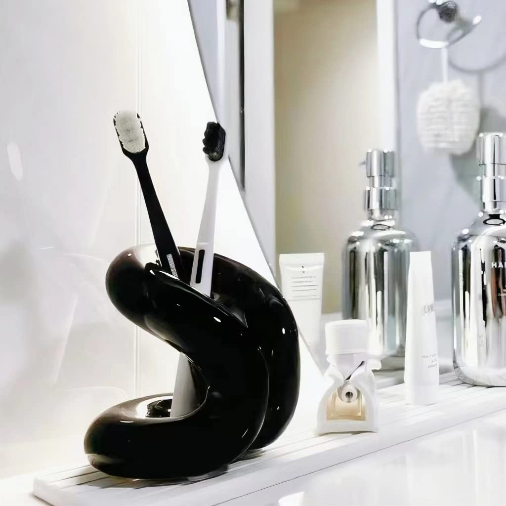 Hand-Thrown Ceramic Vanity Organizer - Sophisticated Holder for Toothbrushes, Makeup Brushes & Writing Pens