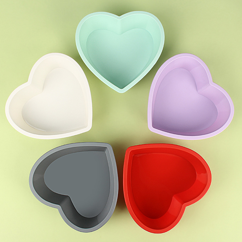 6 Inch Heart Shaped Silicone Cake Pan Non-Stick Food Grade Chiffon Mousse Baking Mold Oven Safe Valentine’s Day Dessert Baking Tool