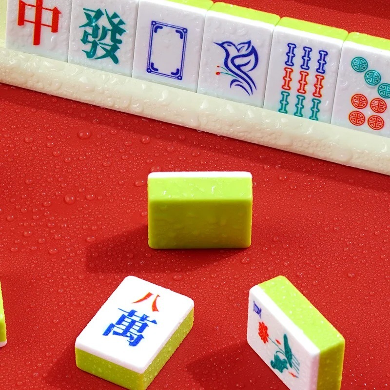 Travel Mahjong Set with 144 Mini Chinese Mahjong Tiles – Portable Table Game for Parties, Gatherings & Holiday Gifts