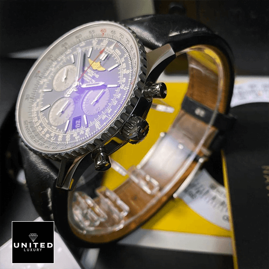 brethtitling Navitimer Black Dial Replica steel side view