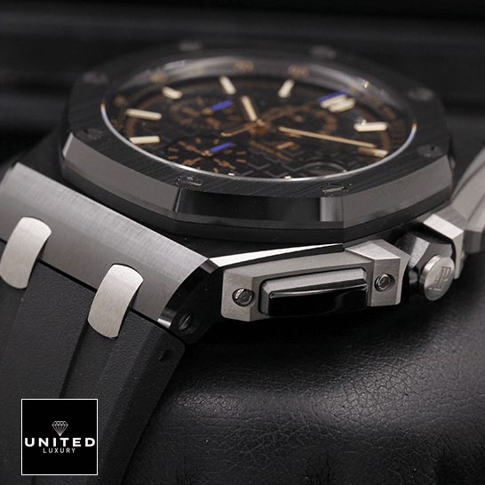 Audthtemars Pigthtuet 26405CE.OO_.A002CA.02 Royal Oak Black Dial Replica black background