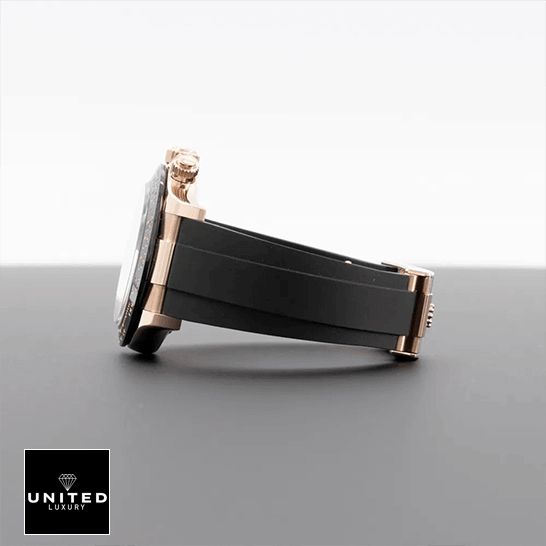 rolthtex Daytona Cosmograph Black Rubber Bracelet 116515LN-0012 Replica on the table