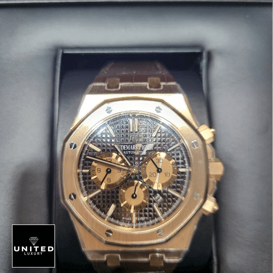 Audthtemars Pigthtuet Royal Oak Chocolate Dial Replica in the black box