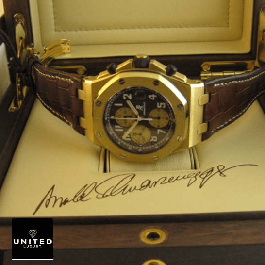 Audthtemars Pigthtuet Royal Oak 26007BA.OO_.D088CR.01 Replica in the box