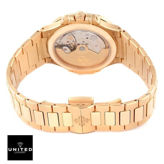 pathttek nautilus 7122/1R-001 replica clasp and case white backgorund