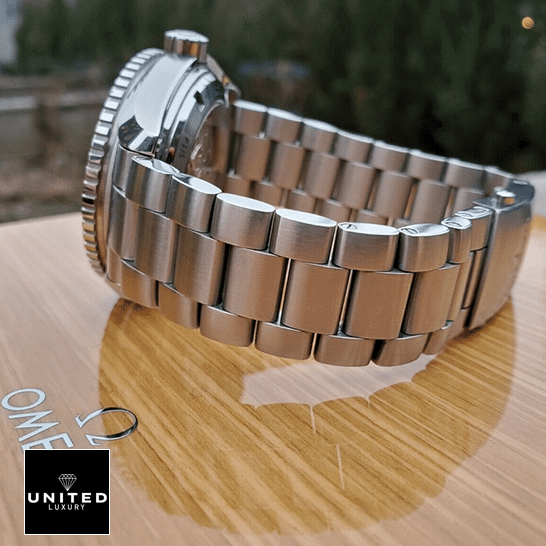 omethtga Seamaster Stainless Steel Bracelet Replica side view