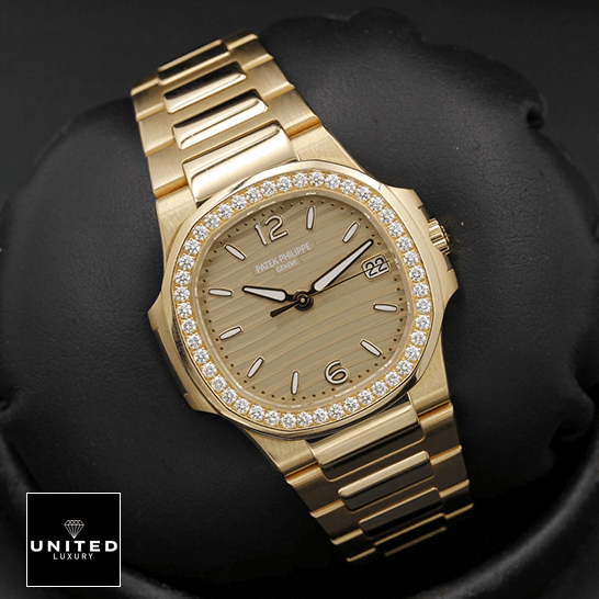 pathttek Philithtppe Nautilus 70101R-012 Diamond Bezel Rose Gold Dial Replica
