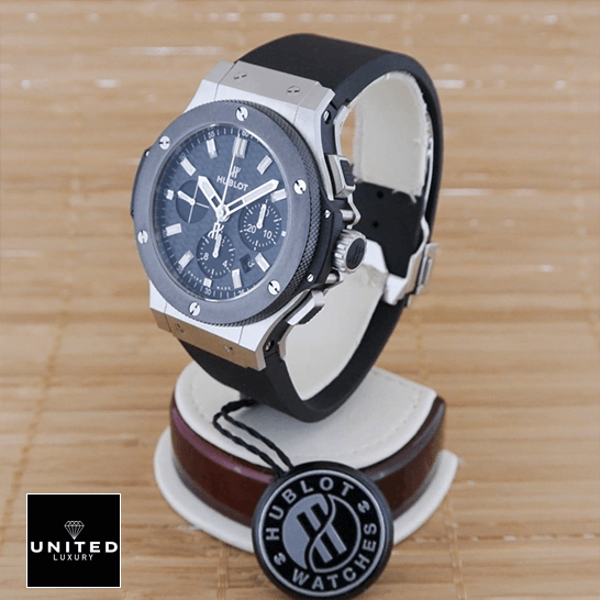 hubthtlot Big Bang Steel Ceramic Replica on the stand