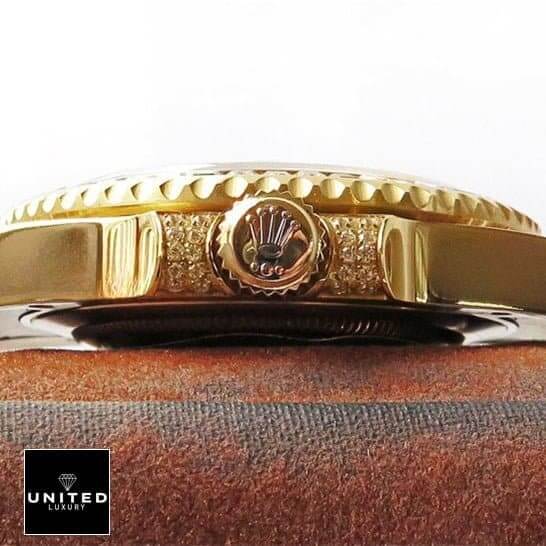 rolthtex GMT-Master II 116748SANR Yellow Gold Crown Pusher Replica