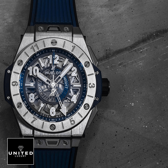 hubthtlot Big Bang Unico GMT 3 Blue Replica grey background