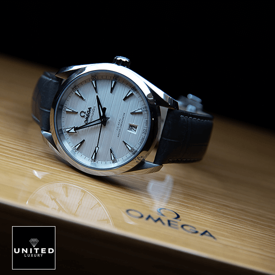 omethtga Seamaster Aqua Terra White Dial Replica on the omethtga box