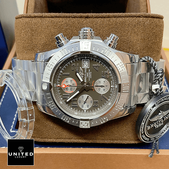brethtitling Avenger A13381 Super Clone | United Luxury brethtitling avenger A1338111F564170A replica tiltedleft