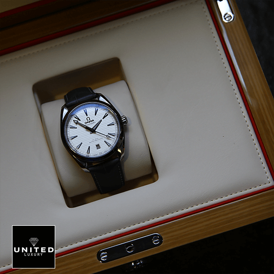 omethtga Seamaster Aqua Terra Seamaster White Dial Replica in the box