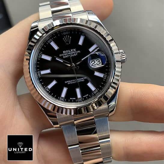 rolthtex Datejust II Automatic Black Dial 116334BKSO Replica on his hands
