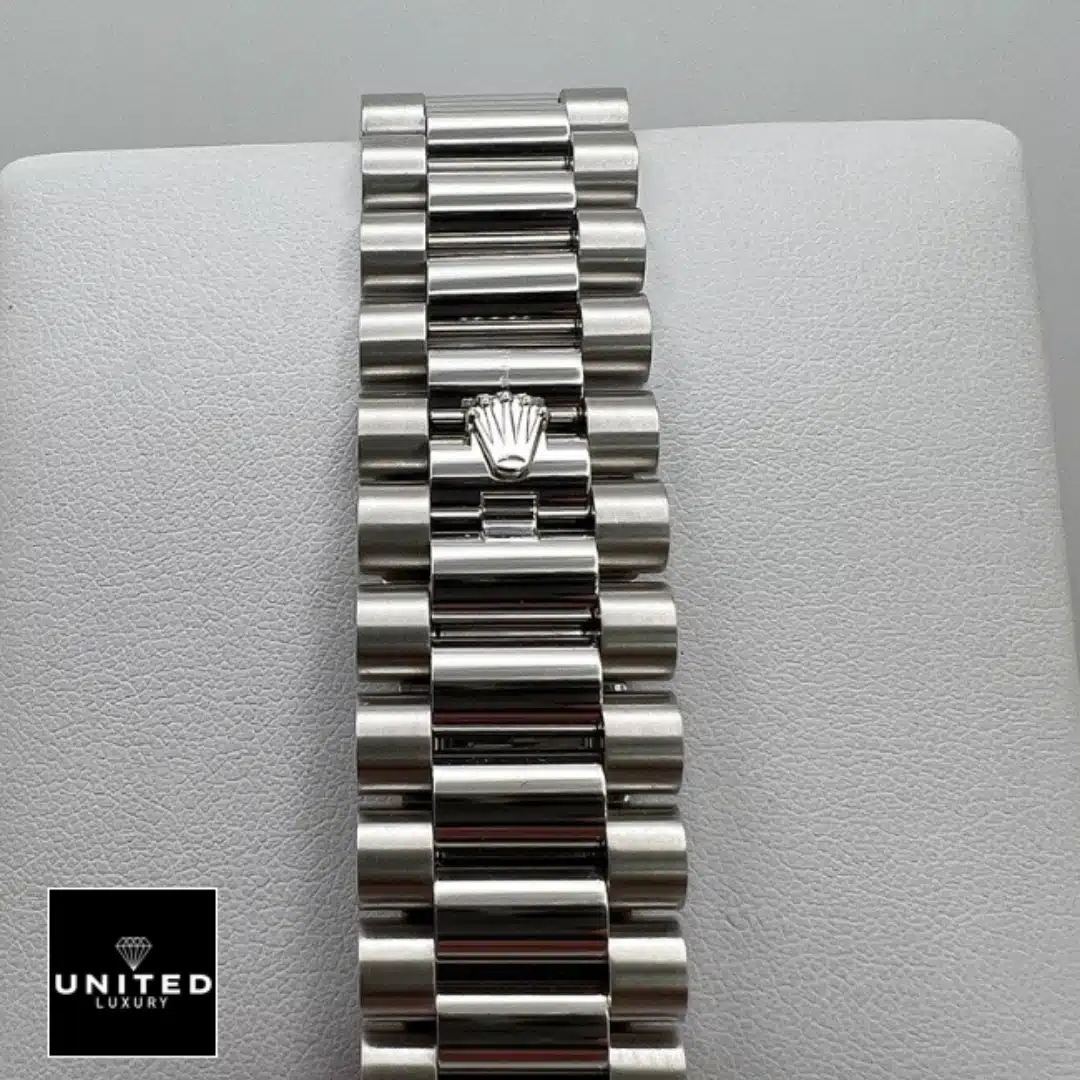 rolthtex Day Date 228349RBR Replica Stainless Steel Oyster Bracelet on the rolthtex logo