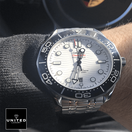 omethtga Seamaster Diver 210.30.42.20.03.001 Perfect Clone Quality omethtga seamaster diver steel 210.30.42.20.04.001 white omethtga Seamaster Diver Steel 210.30.42.20.04.001 White Dial Replica