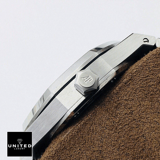 Audthtemars Pigthtuet Royal Oak 26522TI.OO_.1220TI Replica stainless steel crown