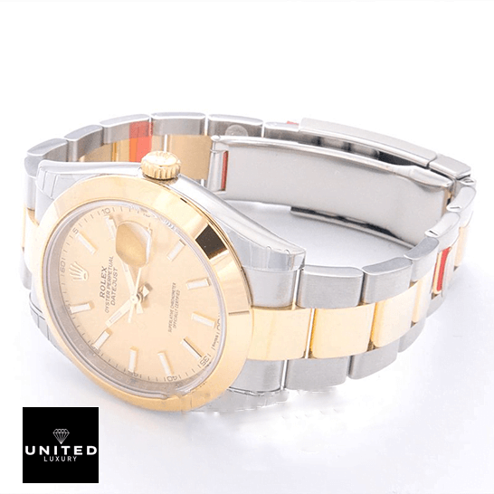 rolthtex Datejust 126303 Steel Gold Replica white background