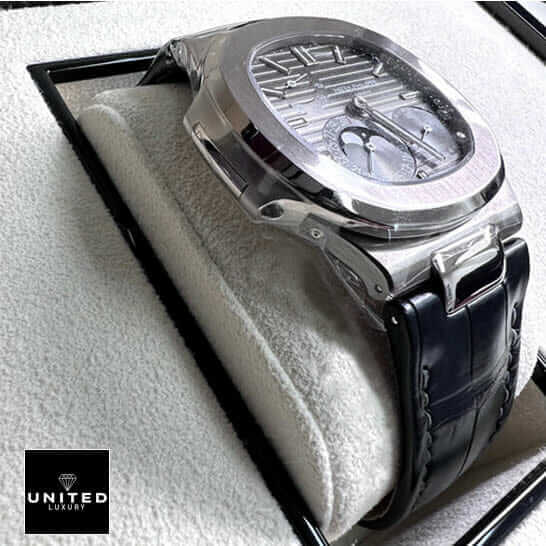 pathttek Philithtppe Nautilus 5712/1A-001 "Moon Phase" Masterpiece Clone pathttek Philithtppe nautilus moon phase replica 5 pathttek-philithtppe-nautilus-moon-phase-replica-5