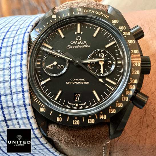 omethtga Speedmaster 311.92.44.51 Black Dial Replica on the man wrist