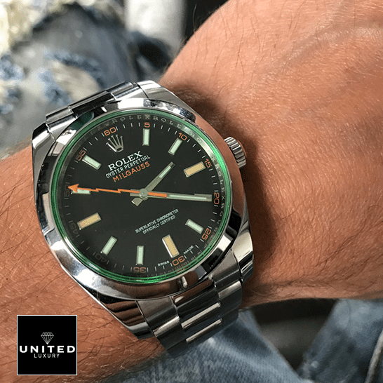 rolthtex Milgauss M116400GV Green Crystal Stainless Steel Oyster Replica on his arm