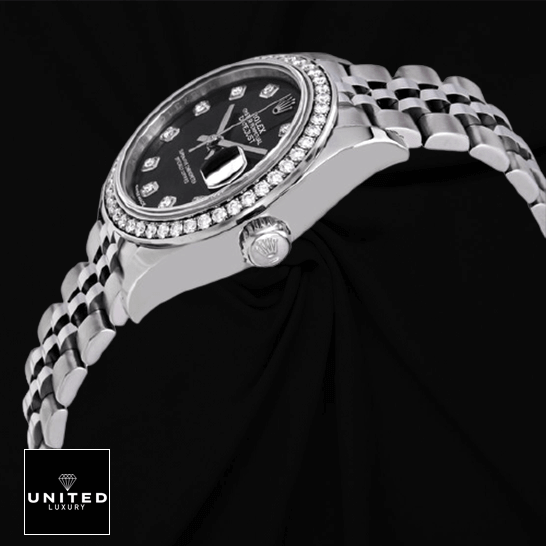 rolthtex Datejust 279384RBR White Gold Jubilee Diamond Bezel Replica black background
