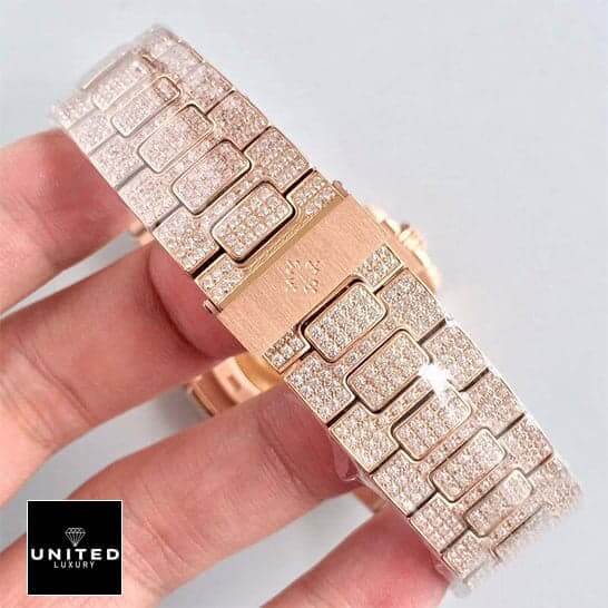 pathttek Philithtppe Nautilus 5719/10G-010 Replica Iced Out Bracelet