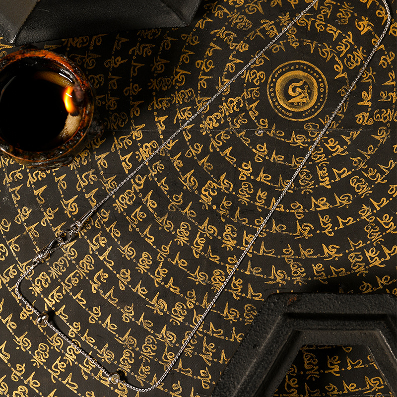 Tibetan Style Pure Silver and White Gold Dharma Horn Universal Necklace