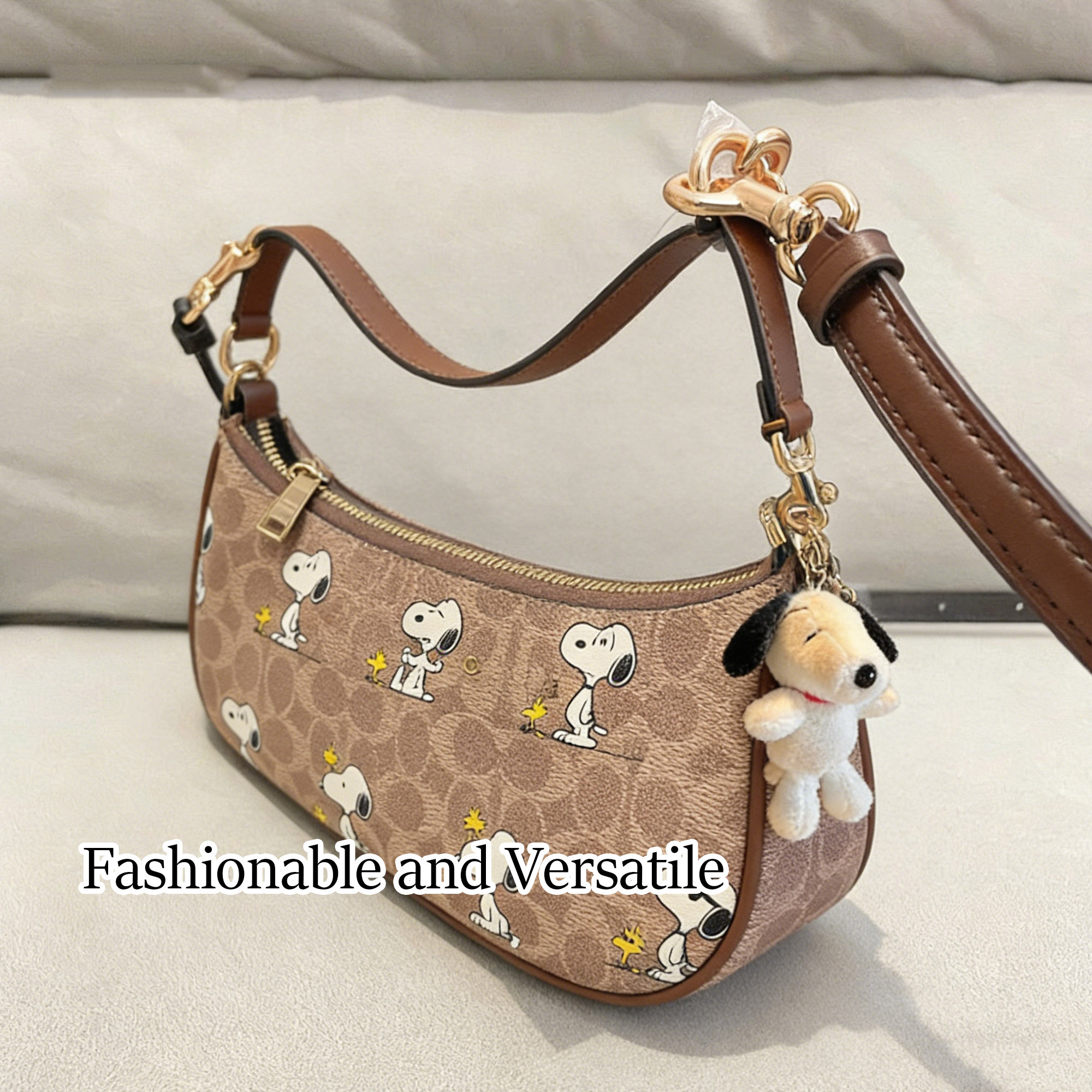 Stylish Snoopy shoulder bag for everyday use and casual outings