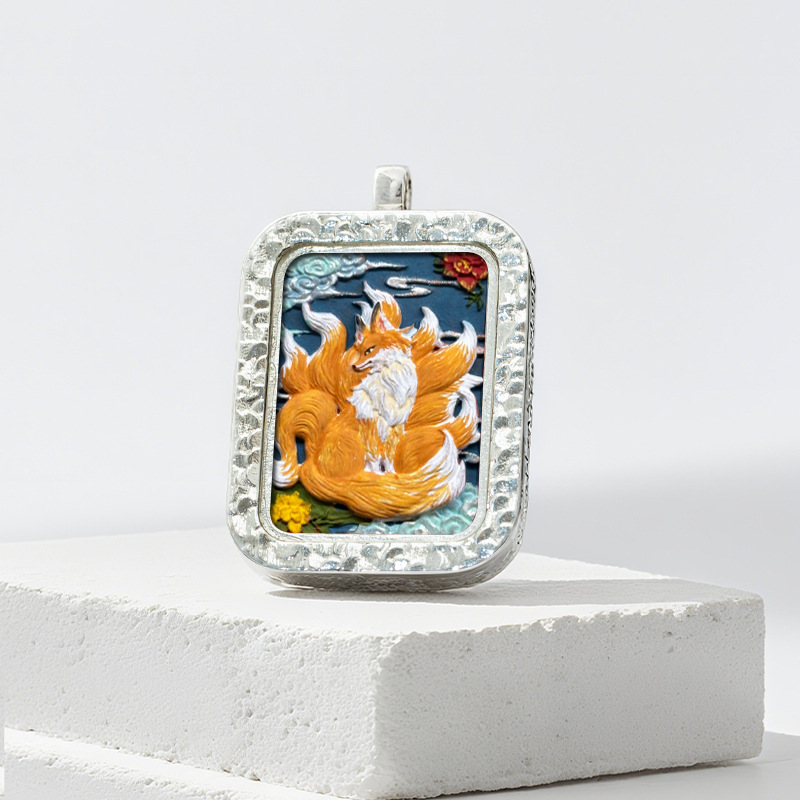 Hand-painted Rubbing Thangka White Copper Pendant