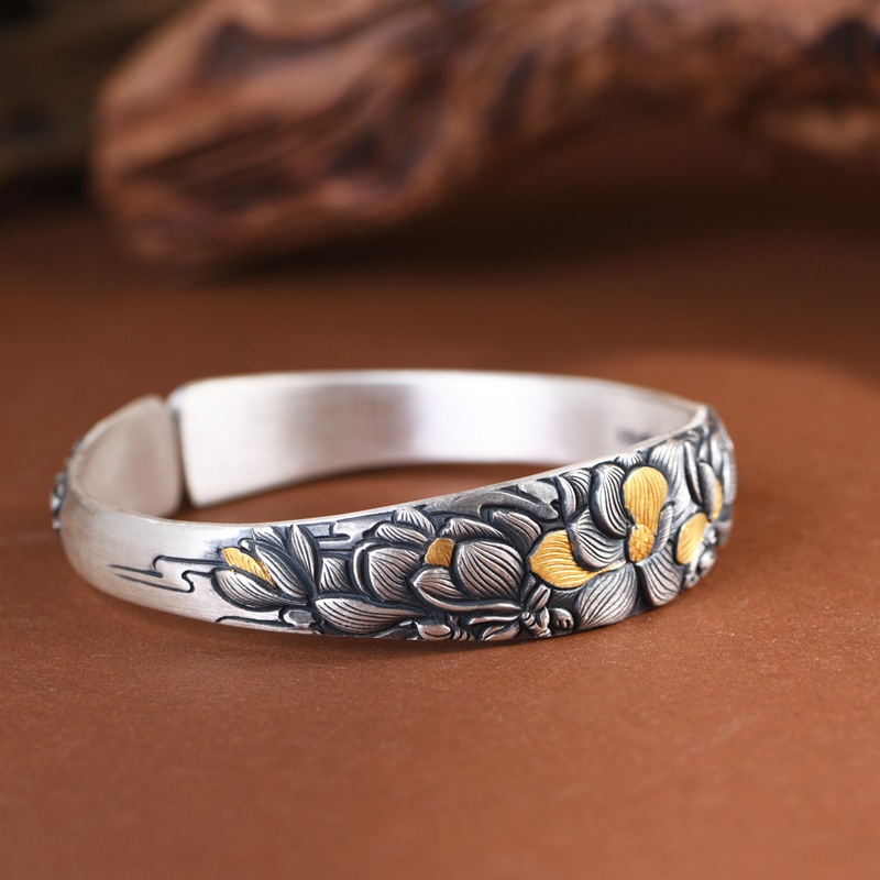 Pure Silver Simple and Elegant Peony Flower Bracelet