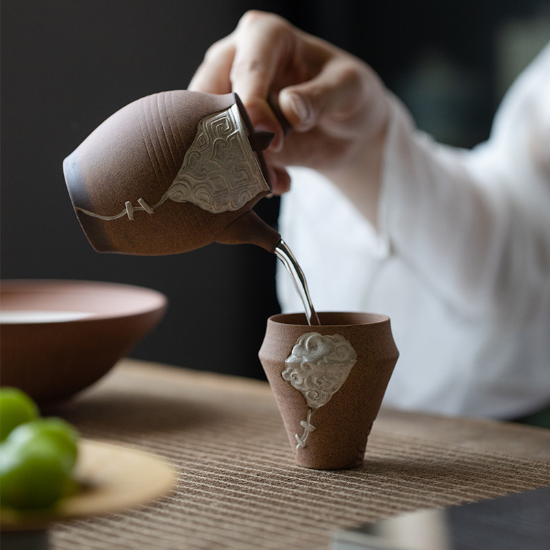 Old Rock Clay Relief Silver-Plated Side Handle Teapot