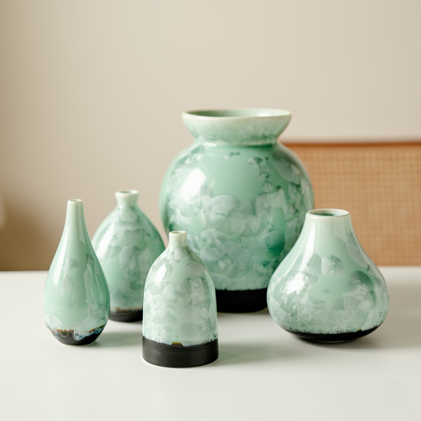 Crystal Glaze Ice Flower Green Ceramic Vase