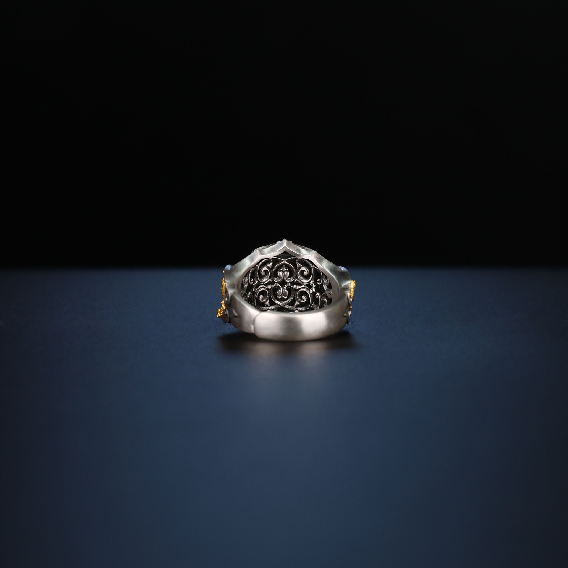 Tibetan Style Pure Silver Dzi Bead Green Tara Ring