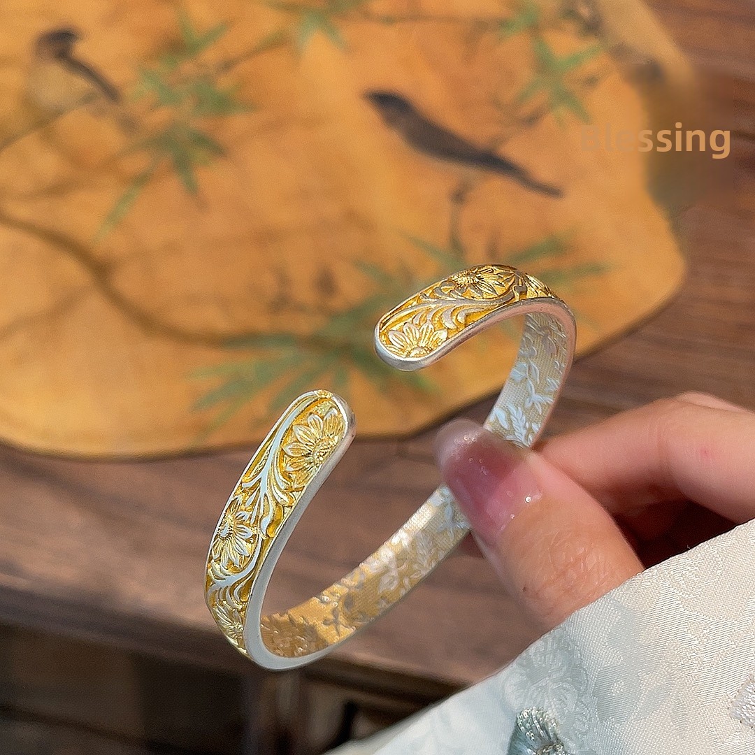 Pure Silver 999.9 Gold-Plated Tang Grass Pattern Open Bracelet