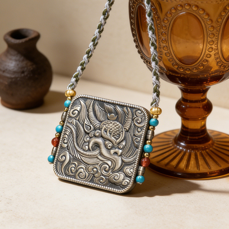 Tibetan Hand-painted Rubbing Three-dimensional Thangka Necklace