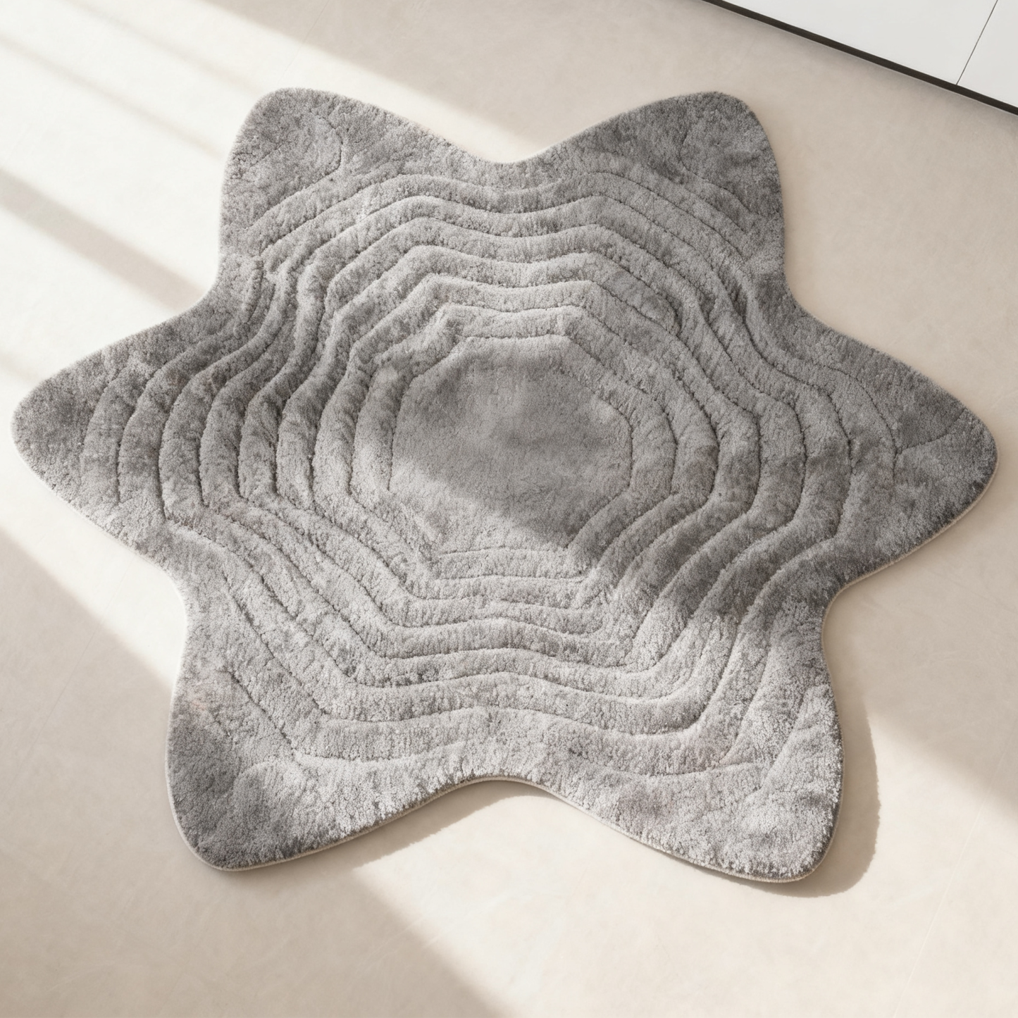 Szirmokkal díszített bársonyszőnyeg