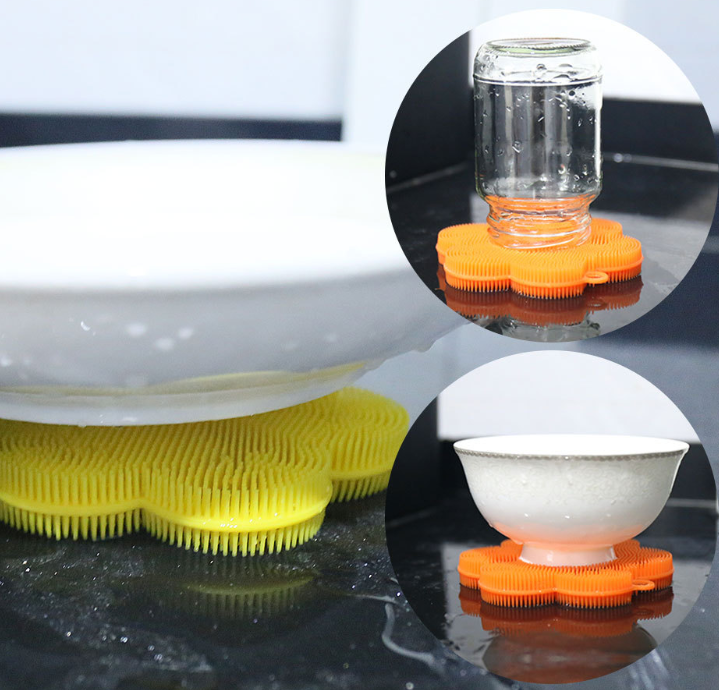 Flower shaped dishwashing brush