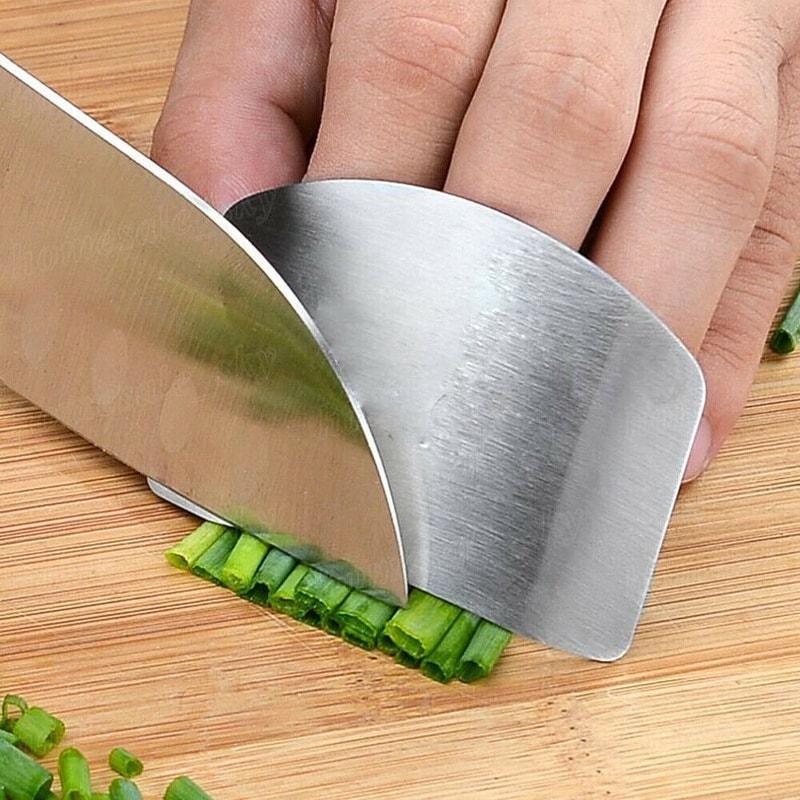 Premium Stainless Steel Chef Finger Guard – Metal Finger Protector & Knife Guard for Safe Cutting