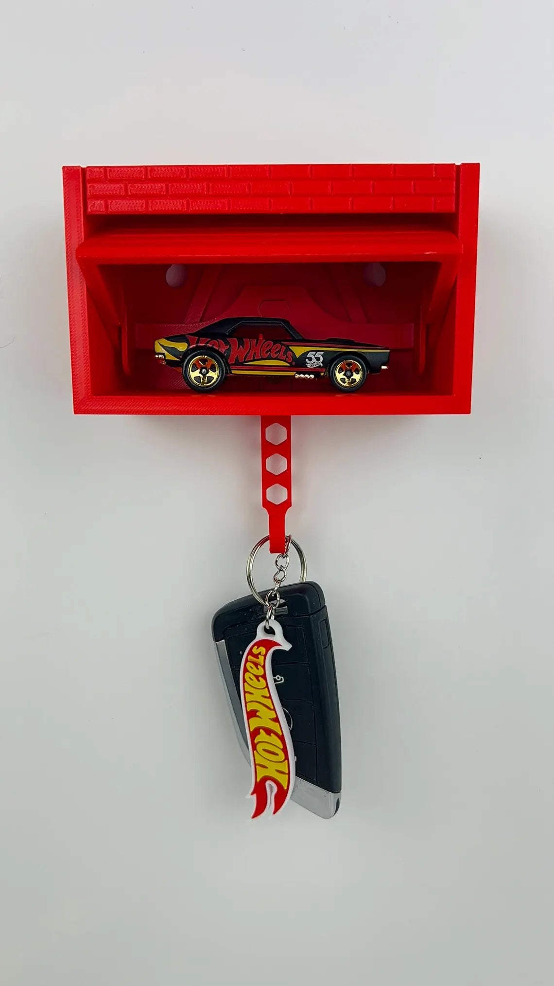 Mini Garage Keychain-Wall Mount Display - Gift for Car Enthusiasts