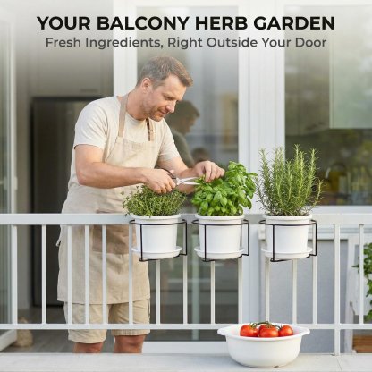 GripVerdeTM Railing Plant Hanger