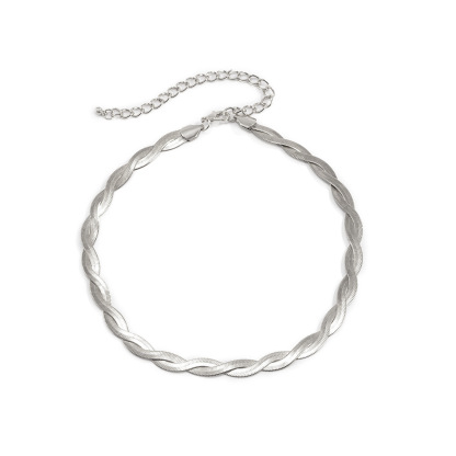 Twisted Silver Herringbone Choker