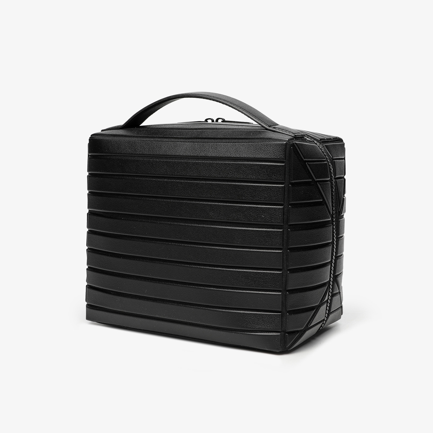 MissMis – The Traveller Tote (Buy 2 Free Shipping)