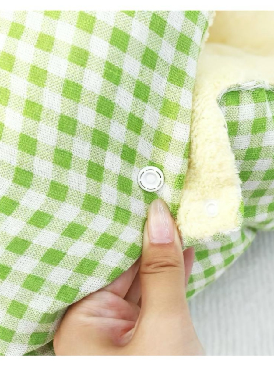 Caterpillar Cat Nest