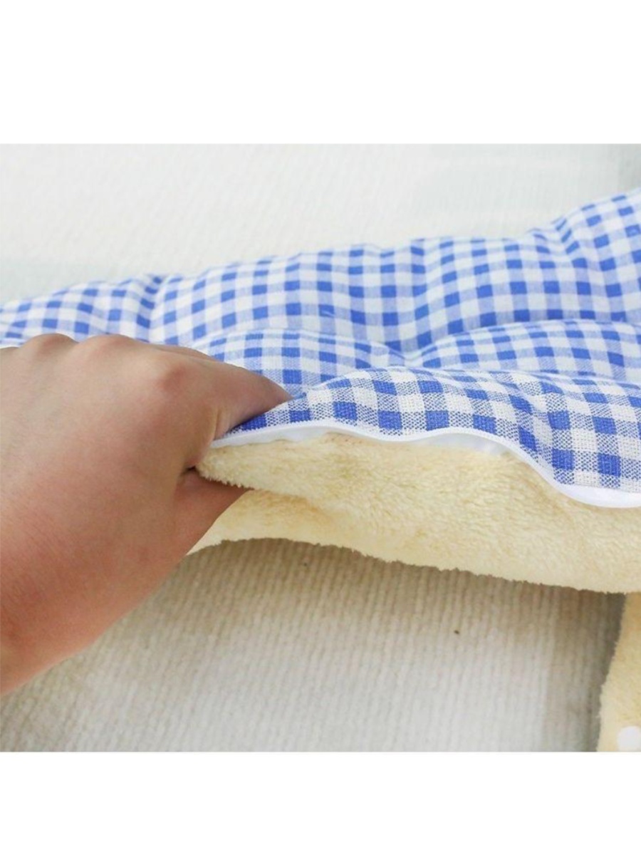 Caterpillar Cat Nest