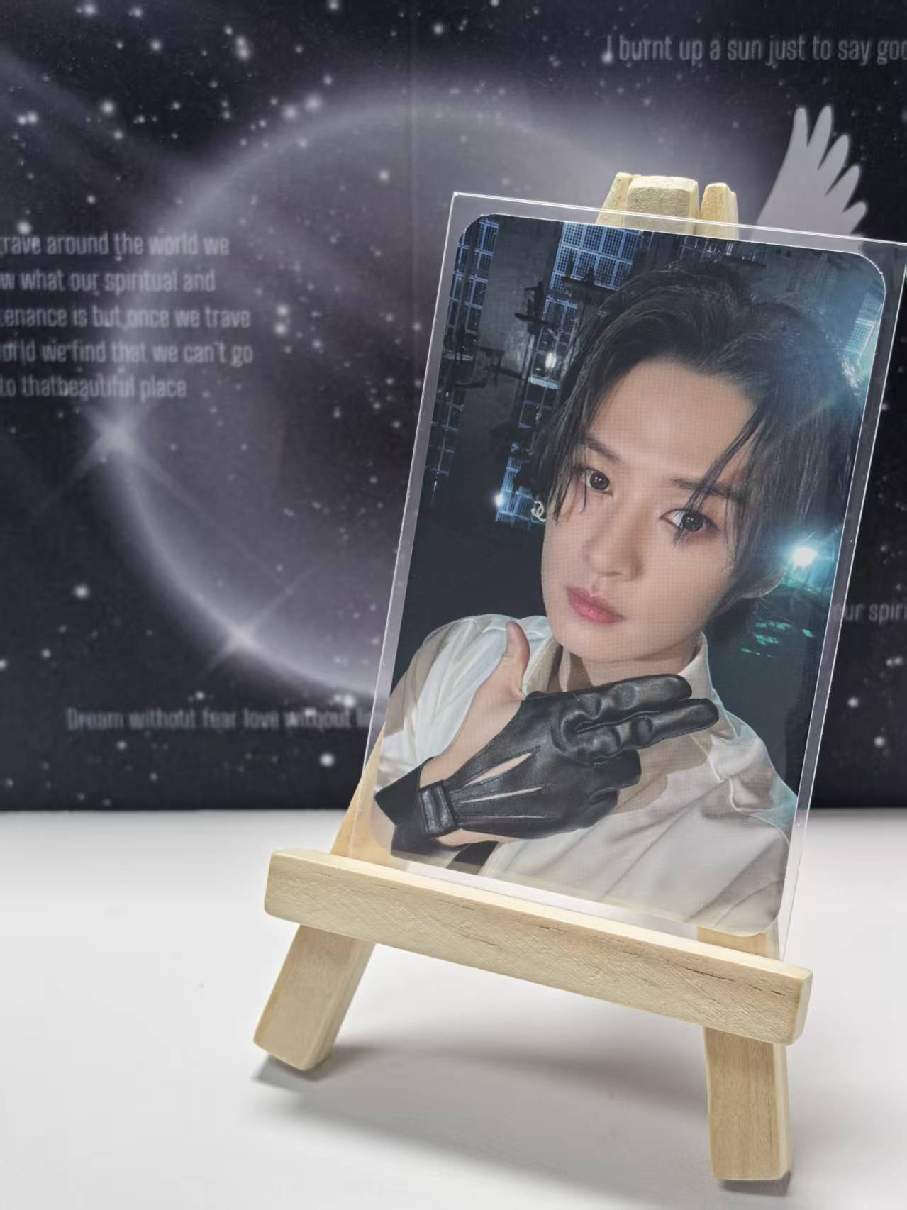 SKZ Official Photocard - Lee Know (For STAY)