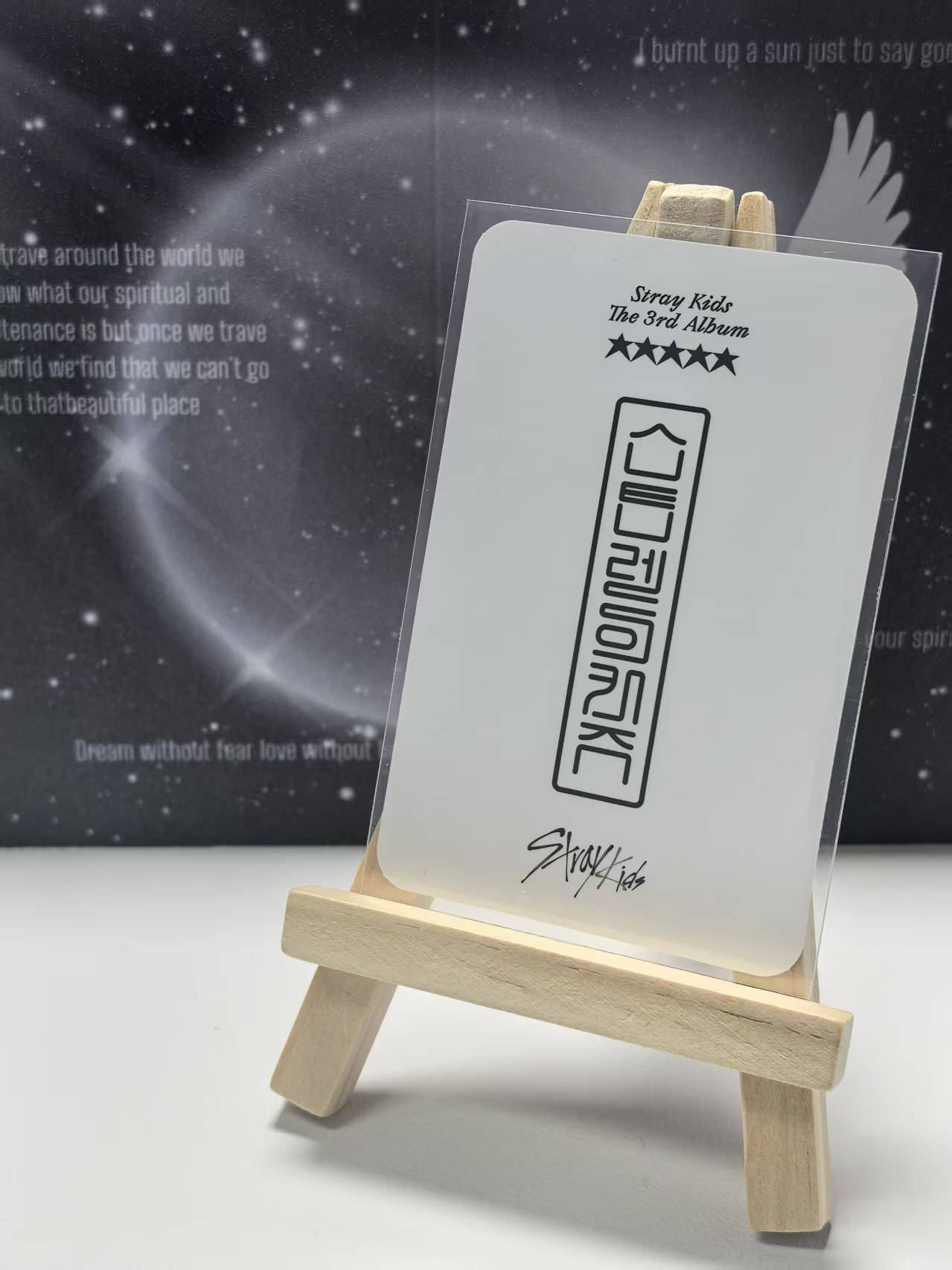 SKZ Official Photocard - Lee Know (For STAY)