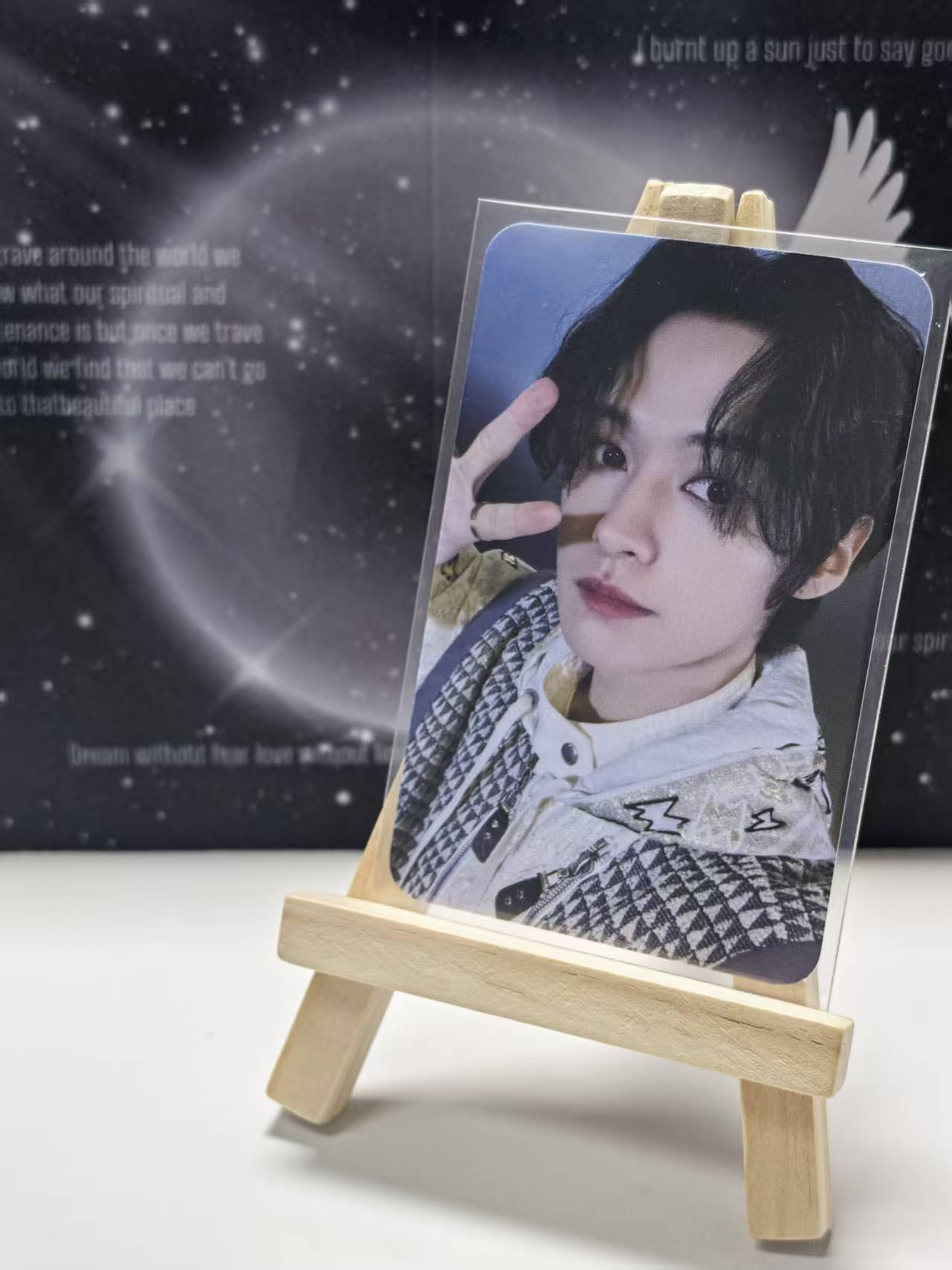 SKZ Official Photocard - Lee Know (For STAY)