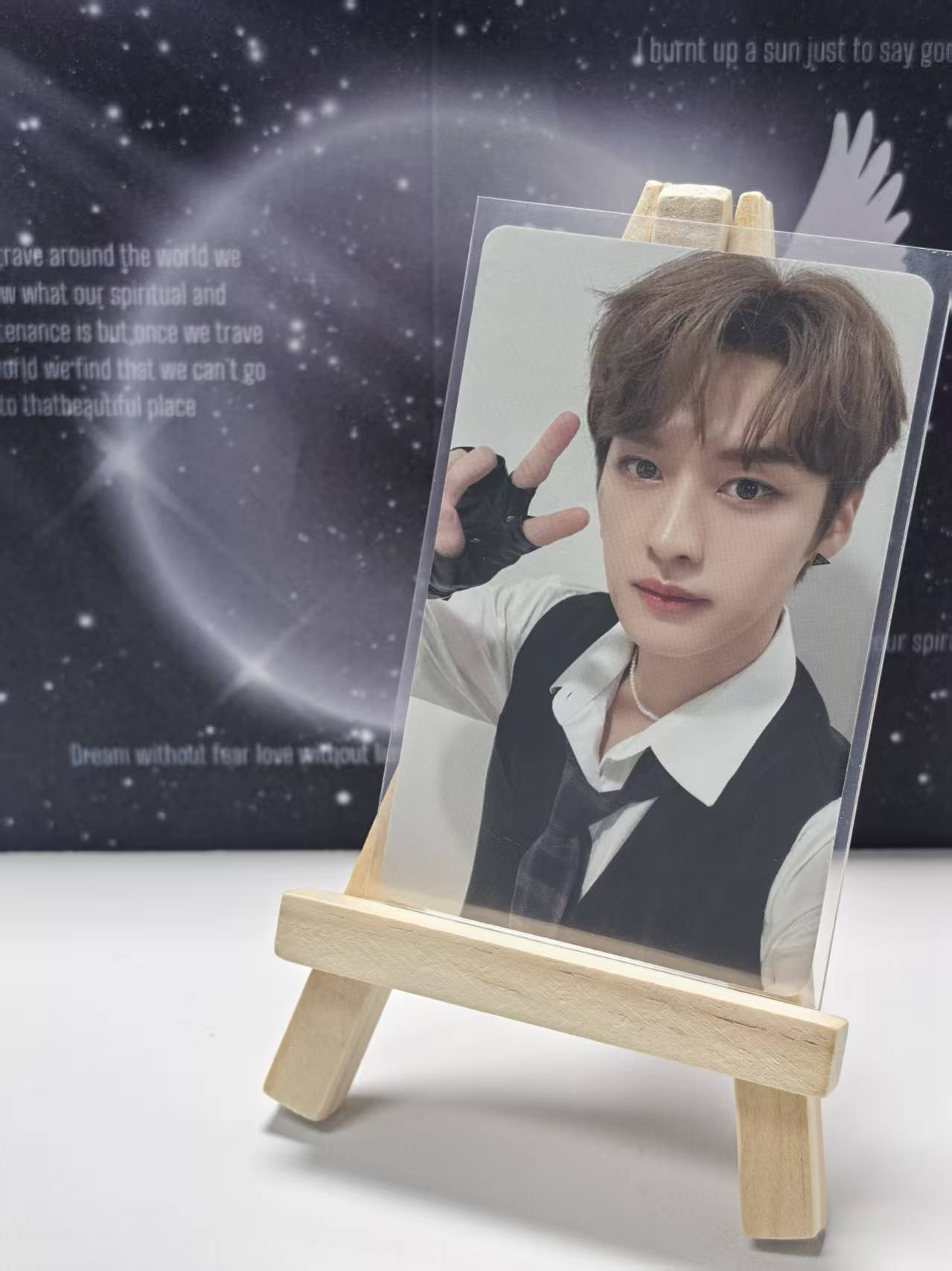 SKZ Official Photocard - Lee Know (For STAY)